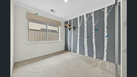 Parkside Home in a Sought-After Wattle Grove Location - Photo 4