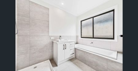 Elegance, Luxury and Park Front - Photo 3