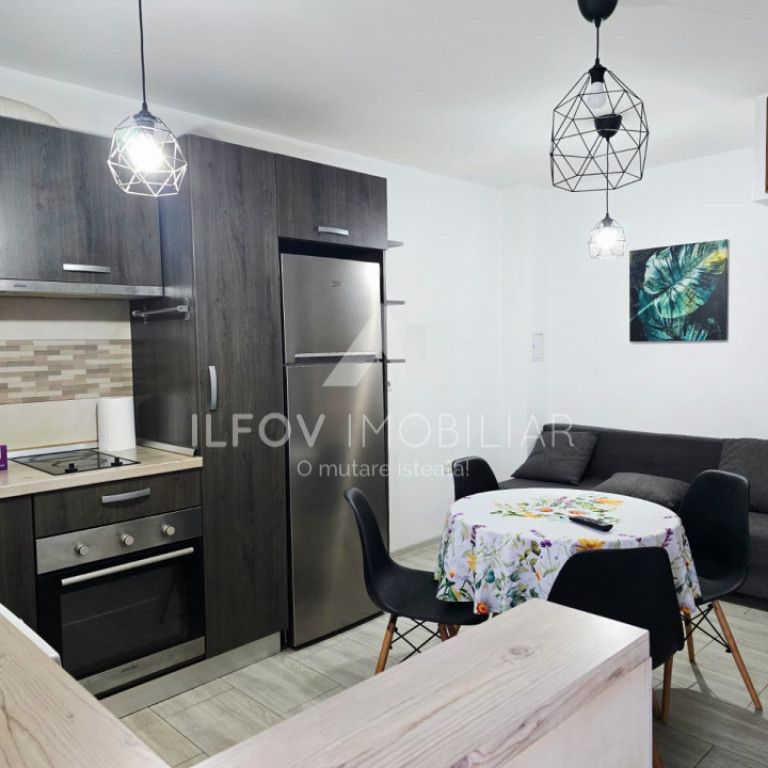 Studio 2 nivele 42mp, utilat si mobilat, curte 11mp, parcare - Fotografie 1