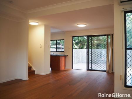 1/23a Ronmack Street, Chermside, QLD 4032 - Photo 4