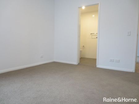 109/9D Terry Road, Rouse Hill, NSW 2155 - Photo 2