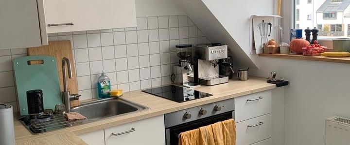 UNTERMIETE Dez - Feb: lichtdurchflutete Wohnung in Bilk - Foto 1