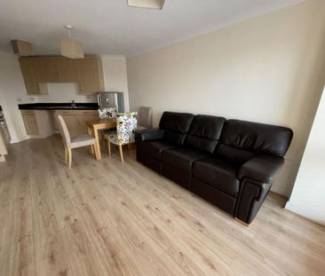2 bedroom flat to rent - Photo 4