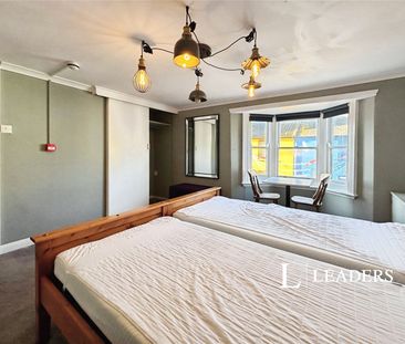 2 bedroom maisonette to rent Gardner Street, Brighton, East Sussex,... - Photo 4