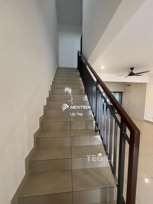 Rimbayu Double Storey For Rent - Photo 1