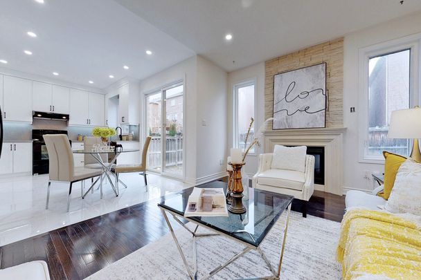 For Lease - 28 Township Avenue, Richmond Hill, Ontario - Photo 1