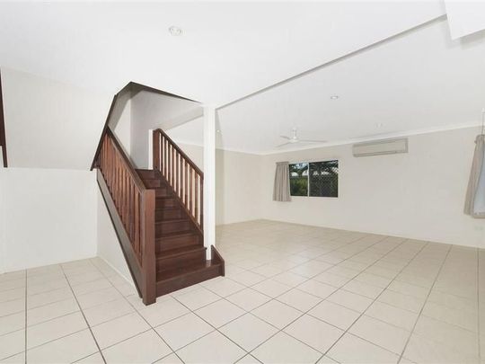 2/39 Charlotte Street, Aitkenvale - Photo 1