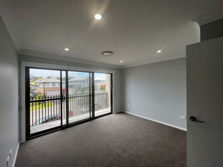 25 Butterworth Street, Cameron Park, NSW 2285 - Photo 4