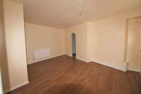 1 bedroom maisonette to rent - Photo 4