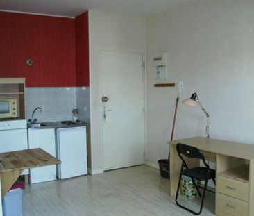 Location Appartement 1 pièce 21m² - Photo 4