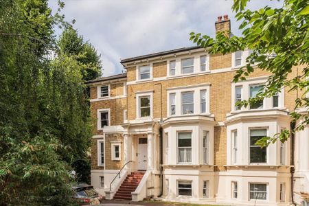 3 bedroom flat to rent - Photo 5