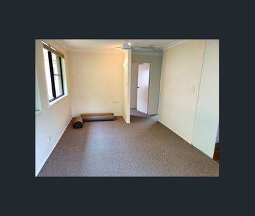 Mermaid Beach Duplex - Photo 5