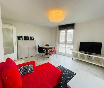 Location Appartement 2 pièces 45m² - Photo 3