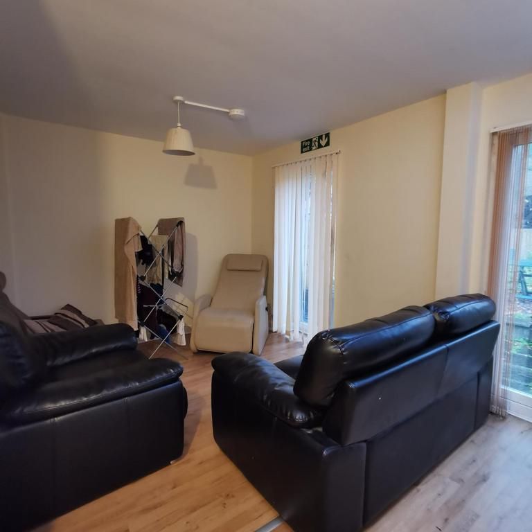 3 bedroom house to rent - Photo 1