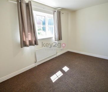 2 bedroom semi-detached house to rent - Photo 3