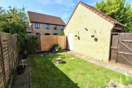 Matilda Gardens, Shenley Church End, MK5 - Photo 2