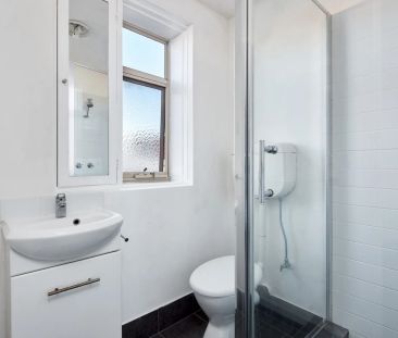 One Bedroom in Prime Location - Photo 1