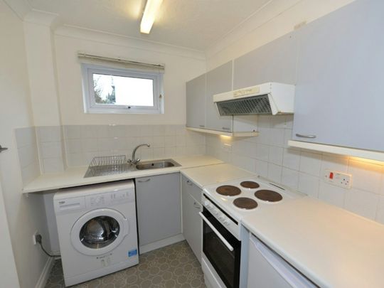 Studio flat to rent on - Photo 1