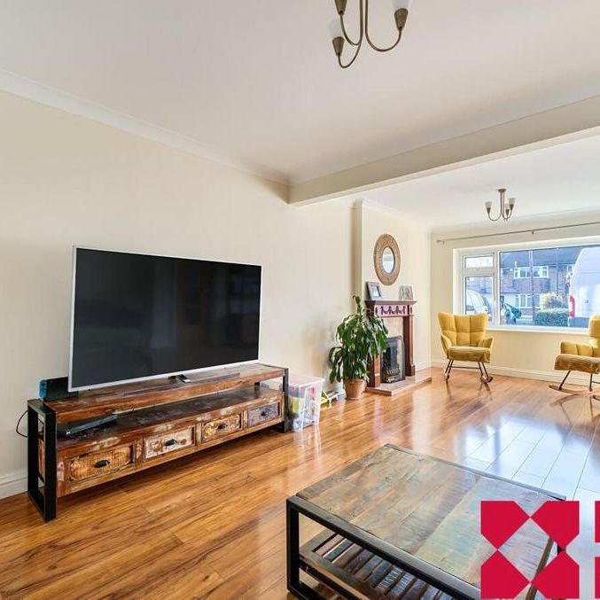 5 bedroom detached house to rent - Photo 1