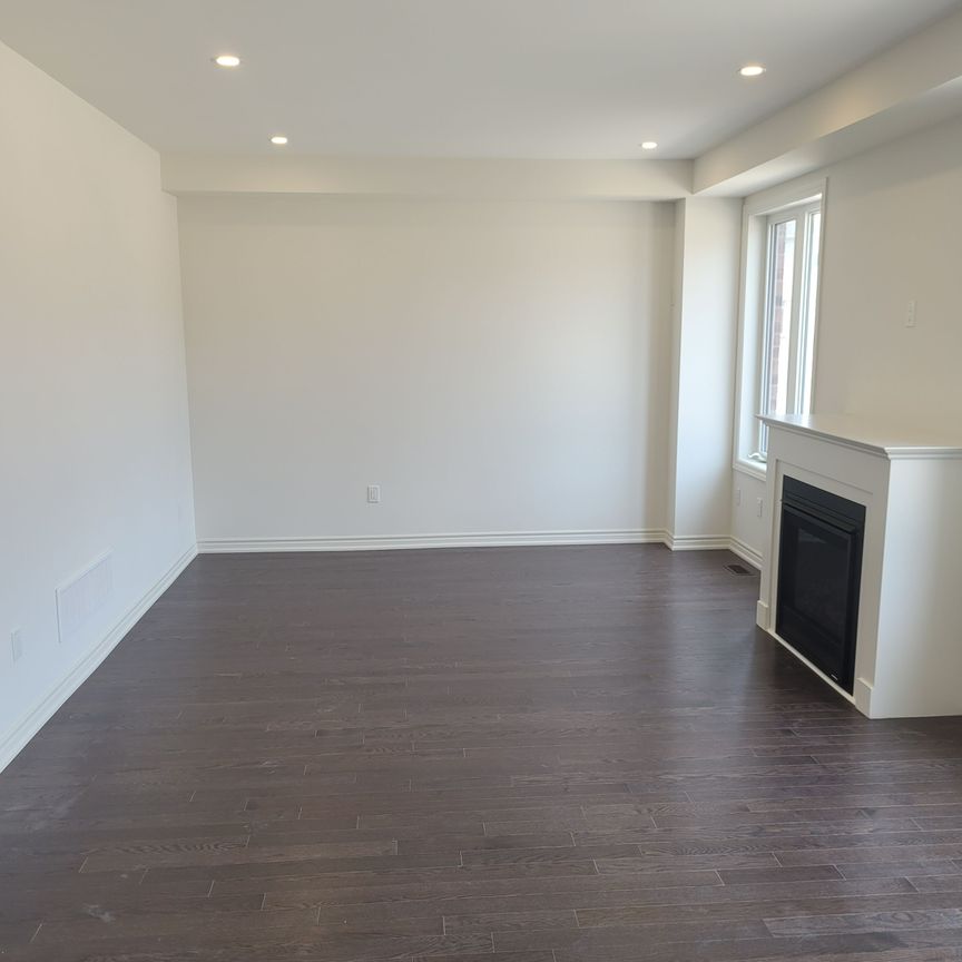 For Lease - 14 Primrose Heights, Adjala-Tosorontio, Ontario - Photo 1