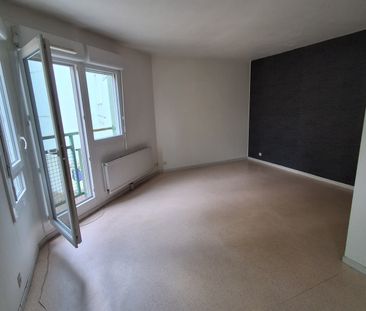Location - Appartement T2 - 49 m² - Besançon - Photo 1