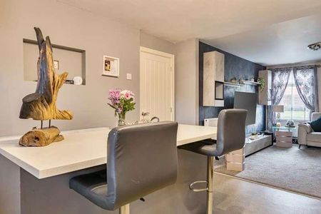 Bright Street, Swindon, SN2 - Photo 3