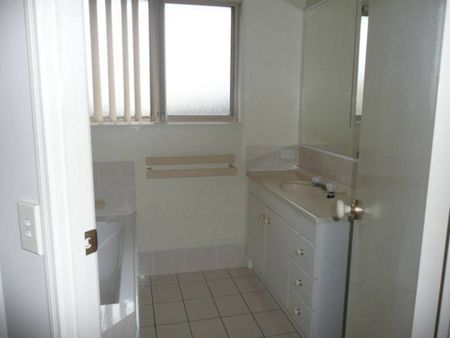 22 Alcott Court, Parkwood - Photo 3