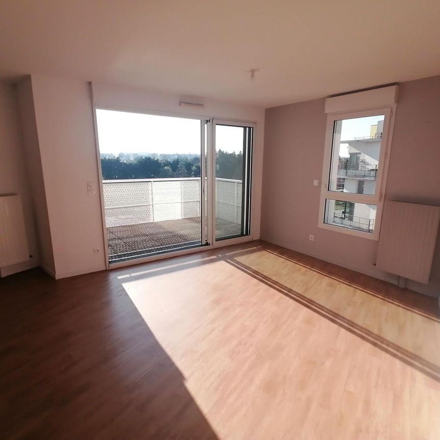 NOUVEAUTE- 1ERE LOCATION- A LOUER- RENNES ST MARTIN- VUE PLONGEANTE SUR LE CANAL ET ACCES RAPID... - Photo 1