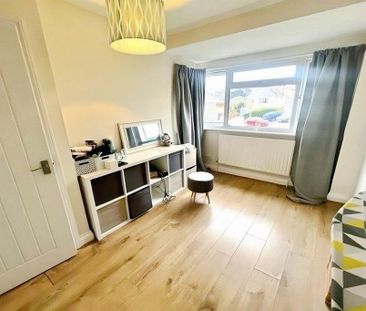 3 bedroom semi-detached house to rent - Photo 6