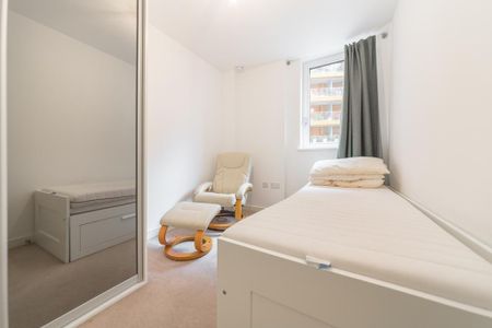 3 bedroom apartment to rent - Photo 4