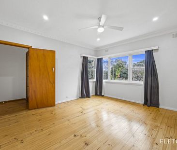 Updated Three Bedroom Home in Ballarat North - Photo 3