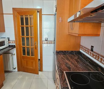 Piso de alquiler en Carrer de Josep Maria Bayarri, La Llum - Photo 5