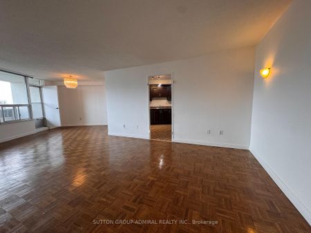 1201 5 Shady Golfway Avenue - Photo 5