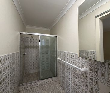 1 Bedroom Granny flat including electricity and water - Photo 5