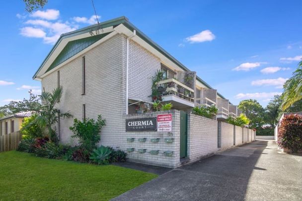 SPOTLESS AIRCONDITIONED TOWNHOUSE UNIT - Photo 1