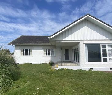 Large Four Bedroom Home - Photo 1