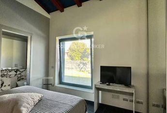 via crociale, Pietrasanta, Tuscany 55045