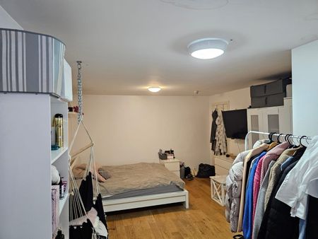 Best HMO in Greenford Room 5 - Photo 2