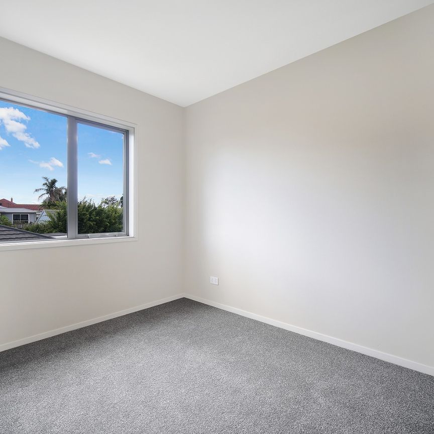 Take advantage of a brand new build at Papakura - Photo 1