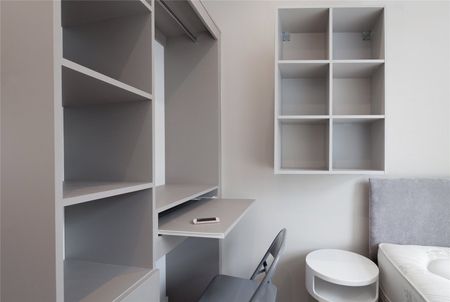 3 Damside Road, Huddersfield, HD4 - Photo 3