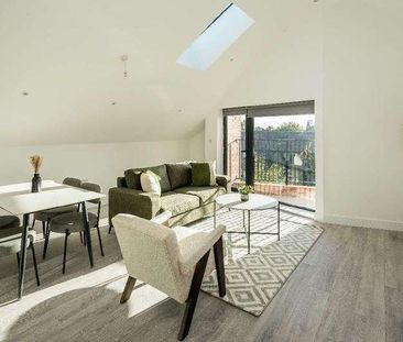 Cuckoo Hall Lane, London, N9 - Photo 5