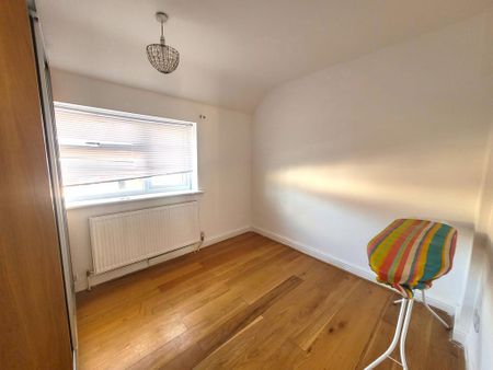 3 bedroom property to rent - Photo 2