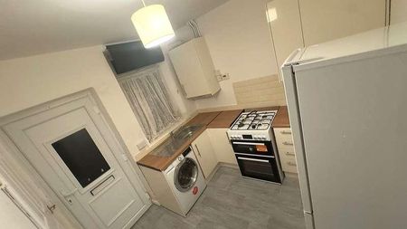 Flaxpiece Road, Clay Cross, Chesterfield, S45 - Photo 2