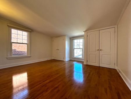 For Lease - 129 Kenwood Avenue, Toronto, Ontario - Photo 4