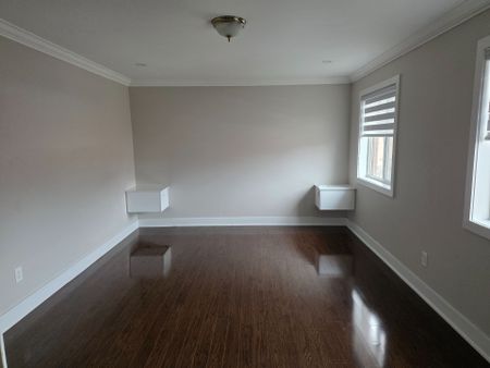 For Lease - 20 Dawes Road, Brampton, Ontario - Photo 3