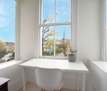 3 bedroom flat to rent - Photo 3