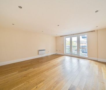 2 bedroom flat to rent - Photo 3