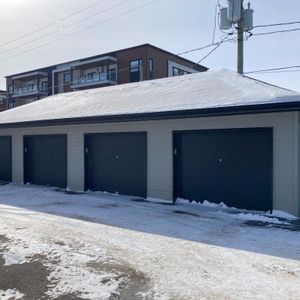 Joliette (Saint-Charles-Borromée) - Logement/Appartement 4 1/2 à louer (avec garage) - Photo 2