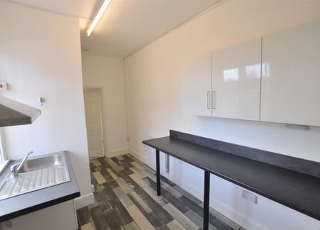 Holbrook Lane, Holbrooks Coventry - Photo 5