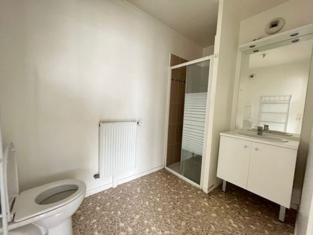 Studio de 29m² - SARTROUVILLE - Photo 3